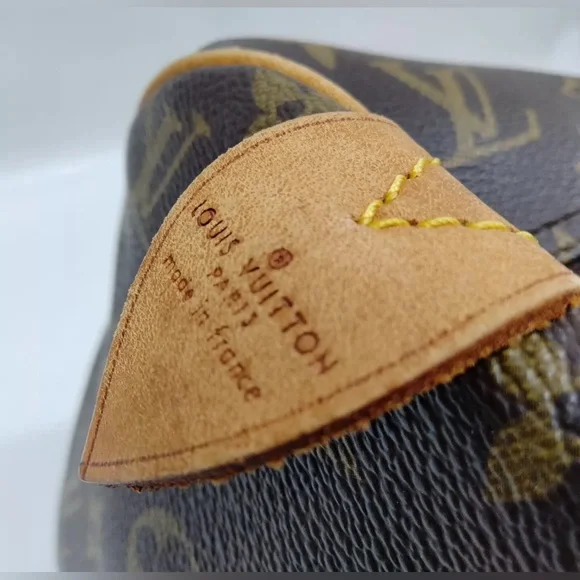 SOLD- Louis Vuitton Monogram Speedy 40 - Picture 7 of 9